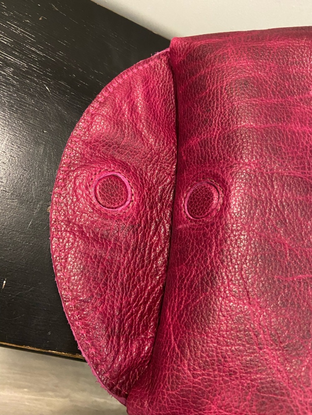 Portland Leather Orchid Snappy Flappy Leather Pouch - Picture 6 of 10